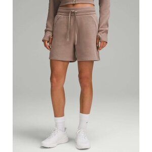 Lululemon Scuba High-Rise Fleece Shorts 5" Women’s Taupetastic Size 18